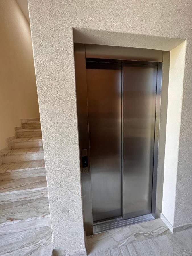 Мamma Mia Аpartments Appartement Budva Buitenkant foto