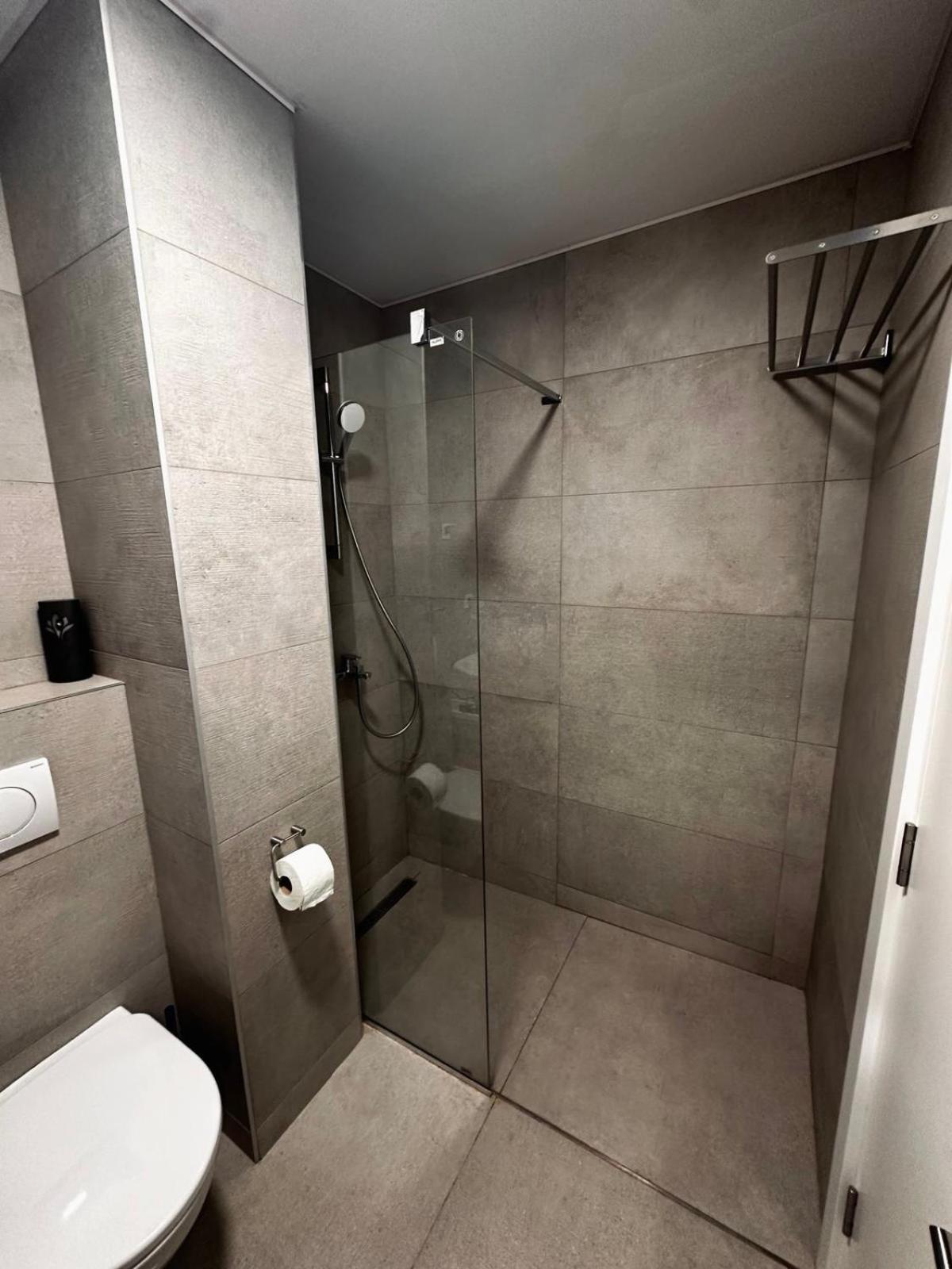 Мamma Mia Аpartments Appartement Budva Buitenkant foto
